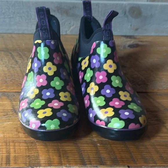 Bogs Mattie Posie rain booties Size 6 Black with multicolor floral print Size 6 - Picture 3 of 14